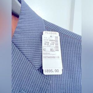 Men’s Suit/Jos. A. Bank